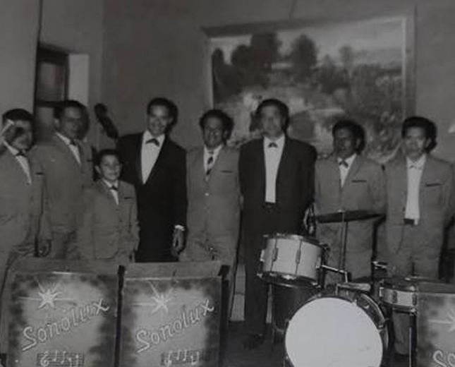 ORQUESTA SONOLUX